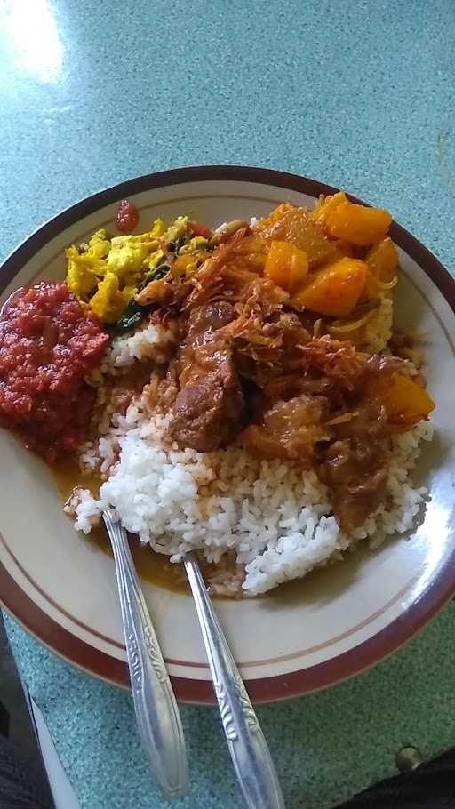 Rumah Makan Ibu Hj. Euis 5