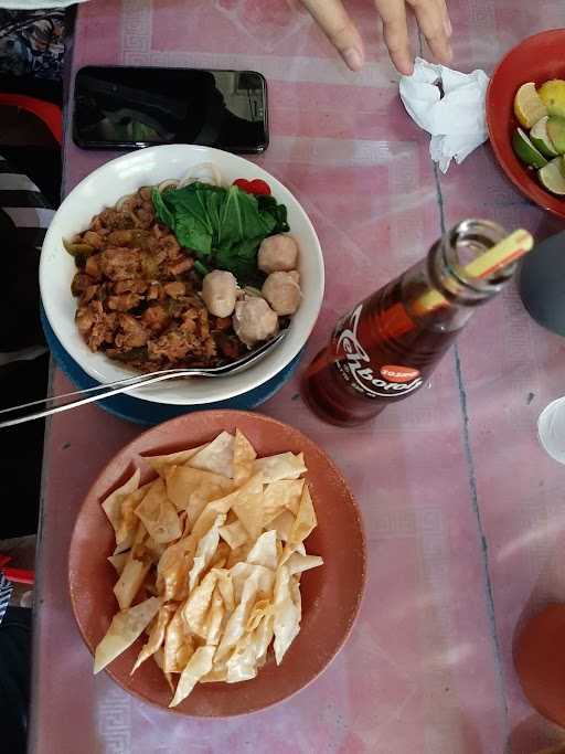 Bakso Tanpa Nama 4