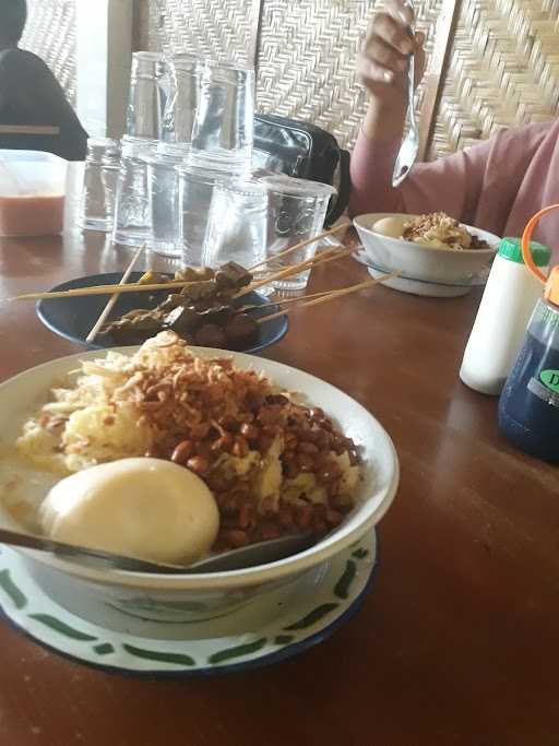 Bubur Ayam Bandung Kang Ujang 2 4