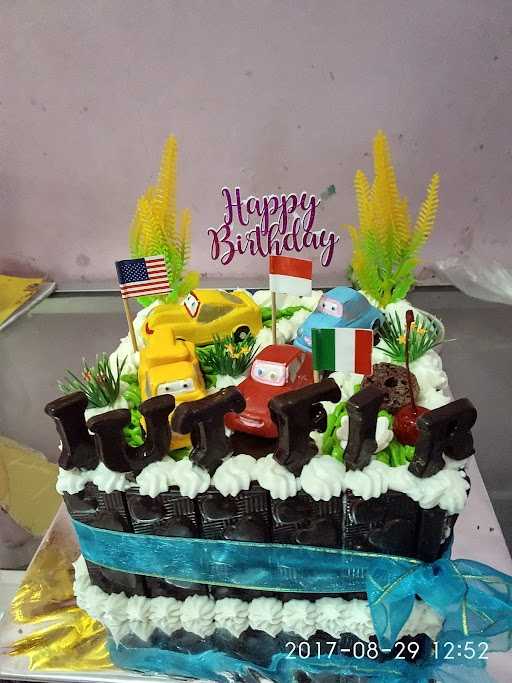 Shakira Cake N Choco 6