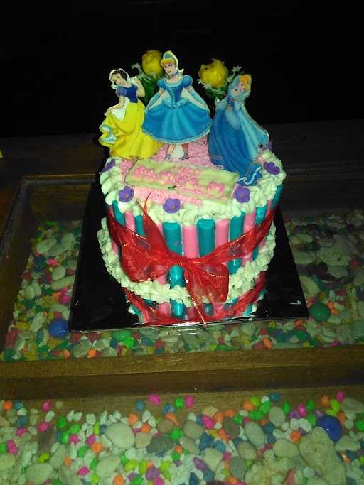 Shakira Cake N Choco 2