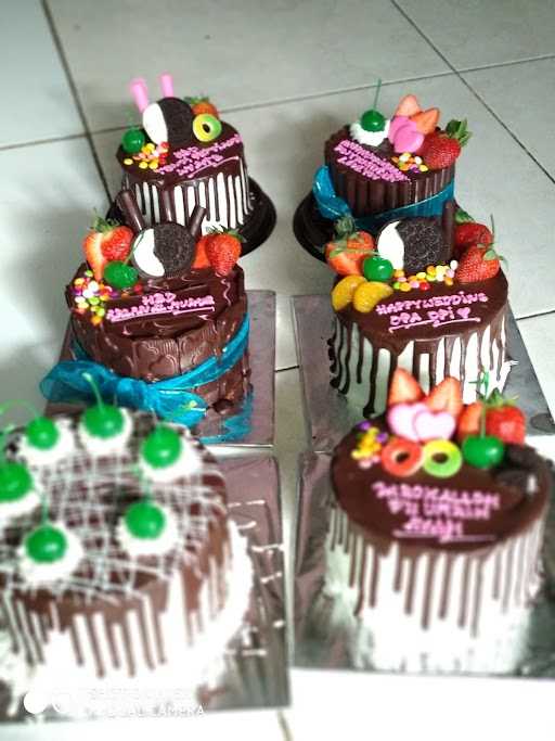 Shakira Cake N Choco 1