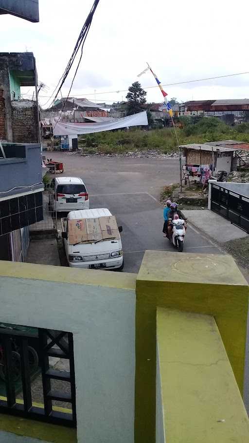 Terminal Lama Cilembang 4