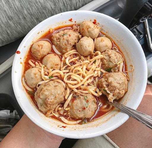 Mie Baso Agus Cikurubuk 7