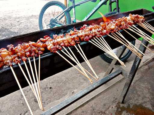 Sate Madura Perbu Heriyanto 5