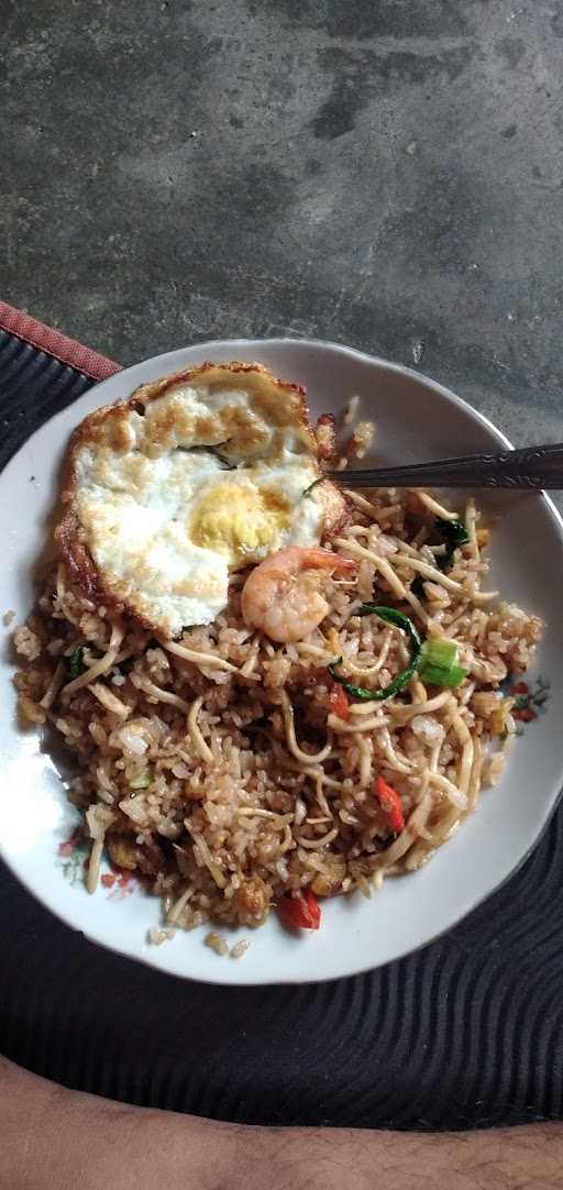 Nasi Goreng E ' Lla 4