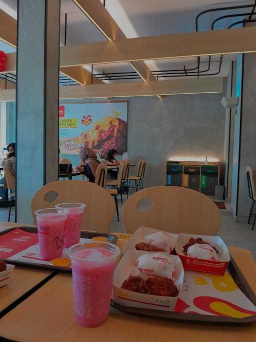 Richeese Factory Kota Madiun 2