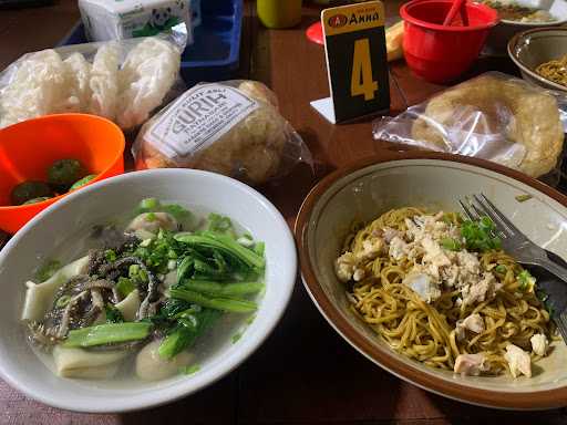 Mie Bakso Anna 7