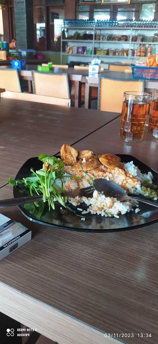 Warung Nasi Ibu Ani 10