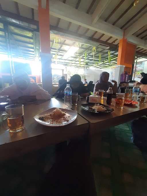 Warung Nasi Ibu Ani 8