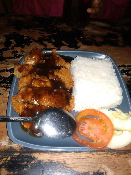 Ayam Penyet Manisrenggo 8