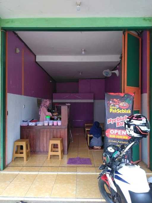 Kedai Pak Seblak 5