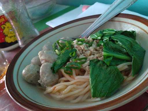 Mie Baso Mustika 22 5