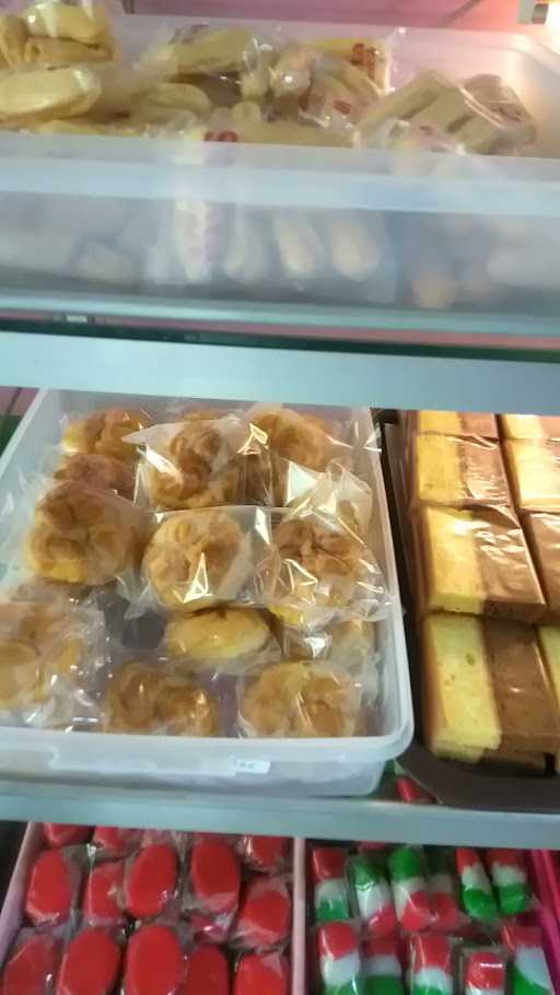 Shinta Roti Dan Kue 7