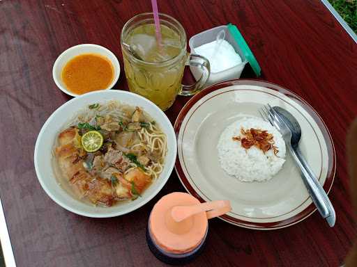 Soto Mie Bogor Kumendaman 4