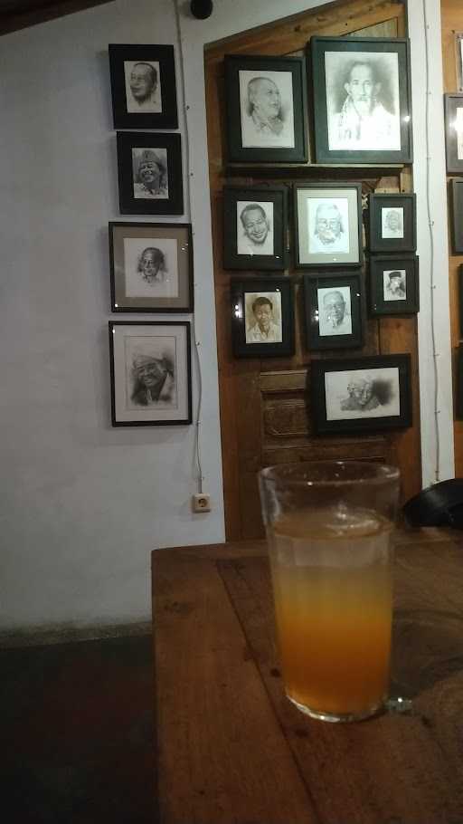 Warung Bu Ageng 7