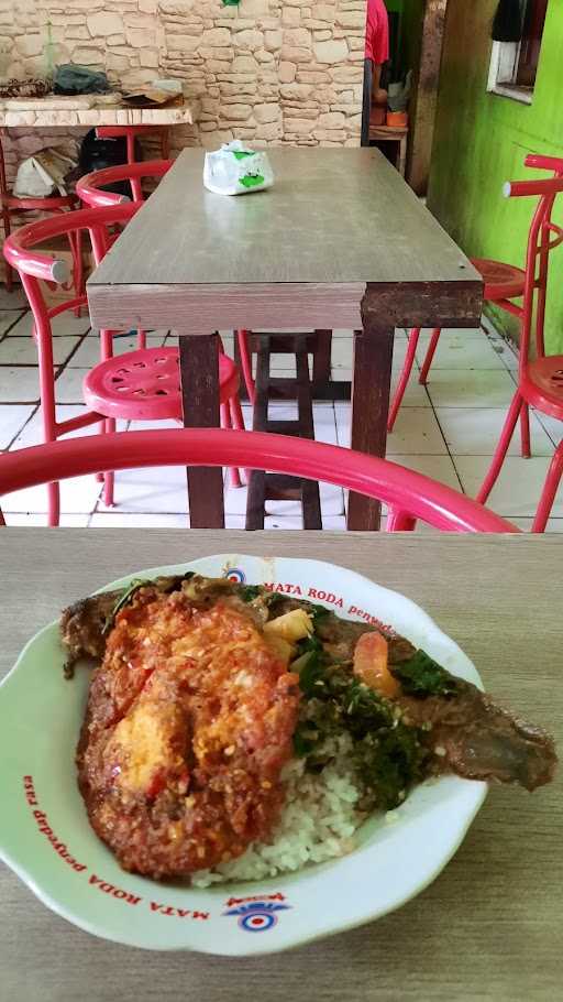 Warung Cuwiri 4