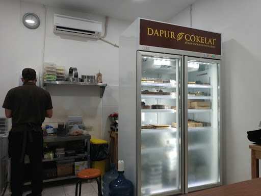 Dapur Cokelat 10