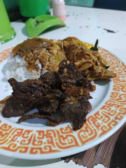 Rumah Makan Padang Taraso 4