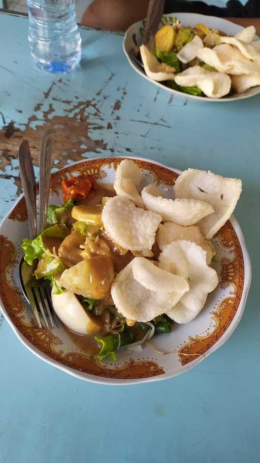 Gado Gado Bu Titin 2