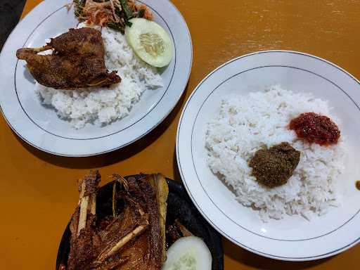 Saudagar Ikan Bakar & Seafood 6