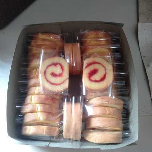 Putra Surya Bakery 1