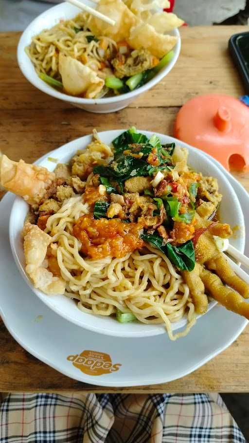 Mie Ayam Pojok Gang Mawar 3