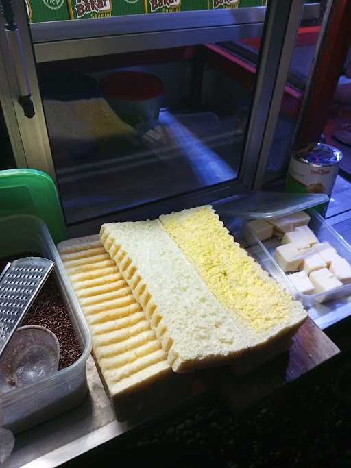 Roti Bakar Mas Rizki 6