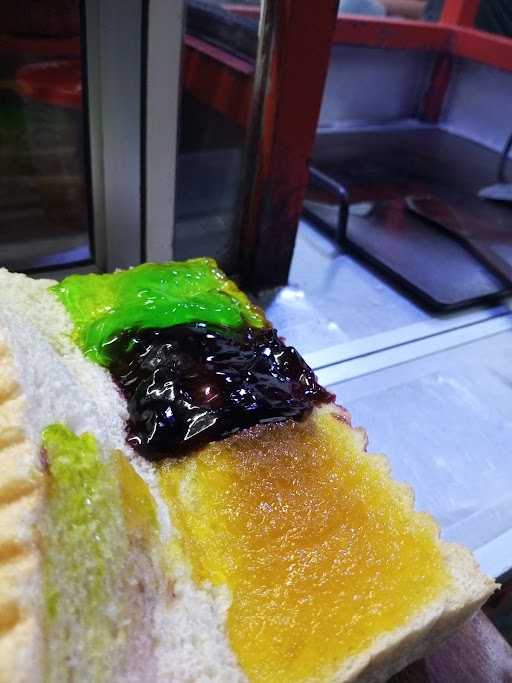 Roti Bakar Mas Rizki 1