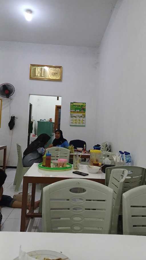 Rumah Makan Surya Masakan Padang 7