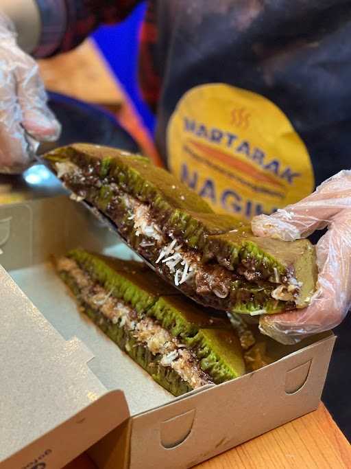 Martabak Nagih, Paniki Bawah 4