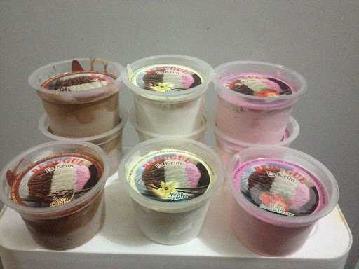 Es Krim & Es Buah Bedugul 2