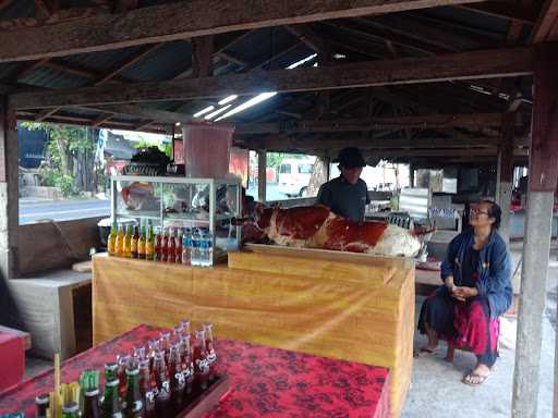 Warung Babi Guling Men Yubi 4