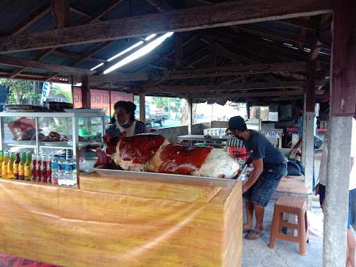 Warung Babi Guling Men Yubi 8