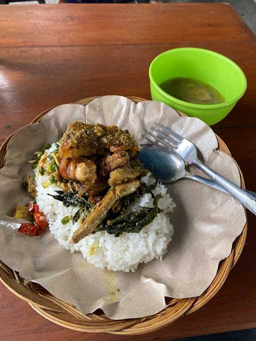 Warung Babi Guling Pan Feby 1