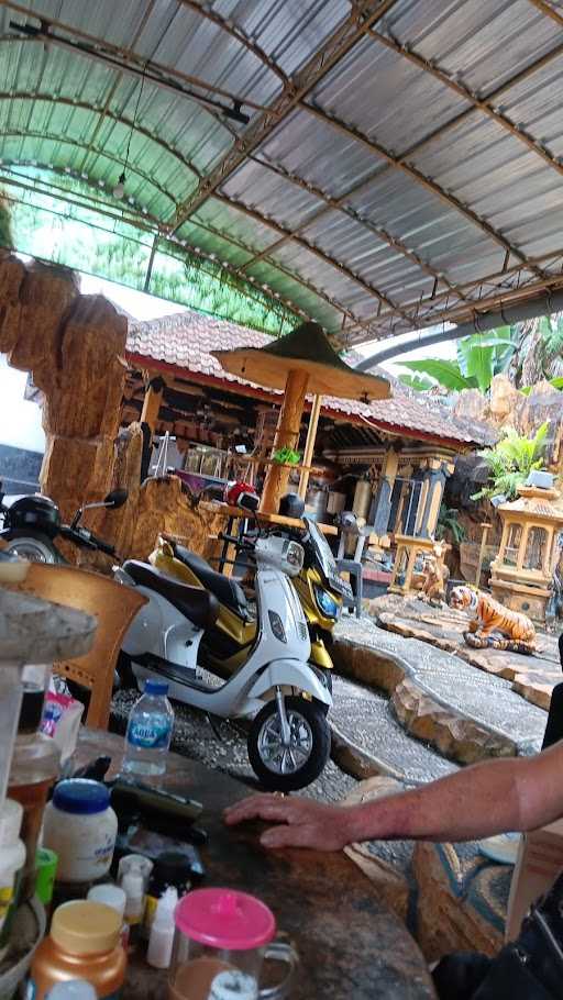 Warung Dukuh 2