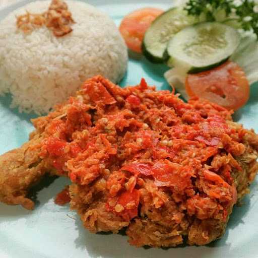 Warung Ayam Geprek Nisa 1