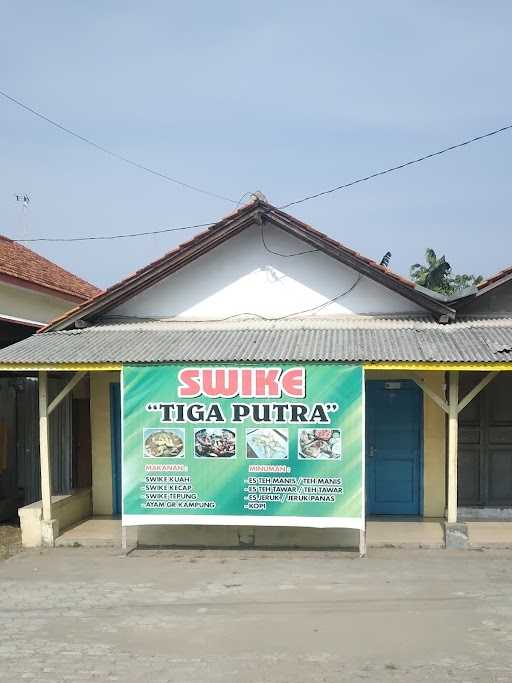 Warung Swike Tiga Putra 10