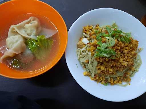 Mie Djiwa 8