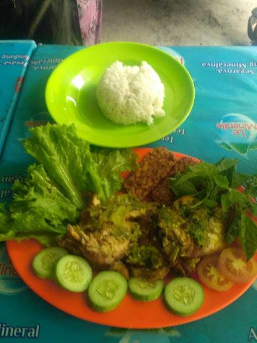 Ayam & Bebek Penyet Barokah 8