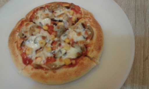 D'Poer Pizza 4