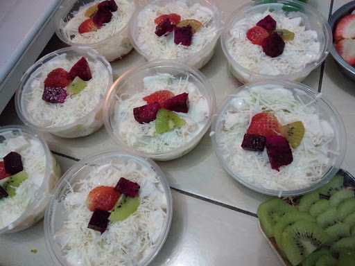 Salad Buah Gladys 8