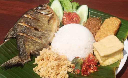 Warung Nasi Saluyu 4