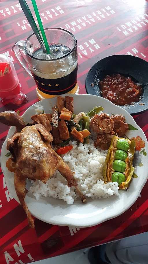 Rumah Makan Mm 6