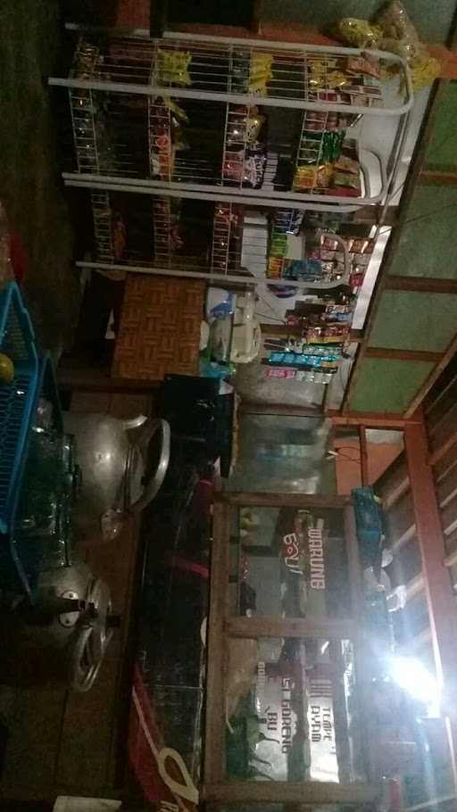 Warung Makan Pecel Lele Ibu Satun 9