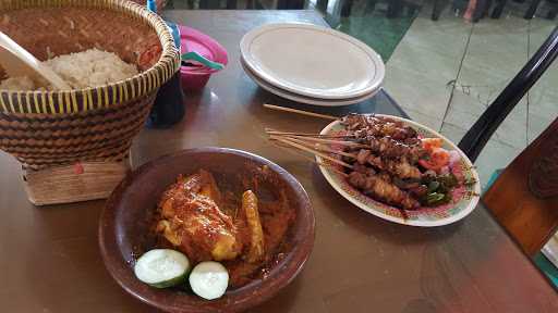 Warung Sate Barokah 6