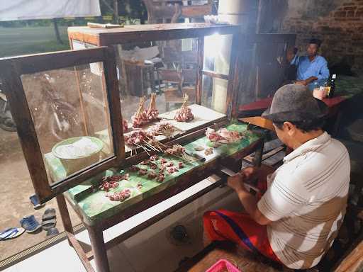 Warung Sate  Beruntung  9