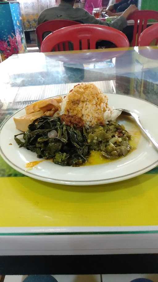 Warung Makan Padang Talago Janiah 2