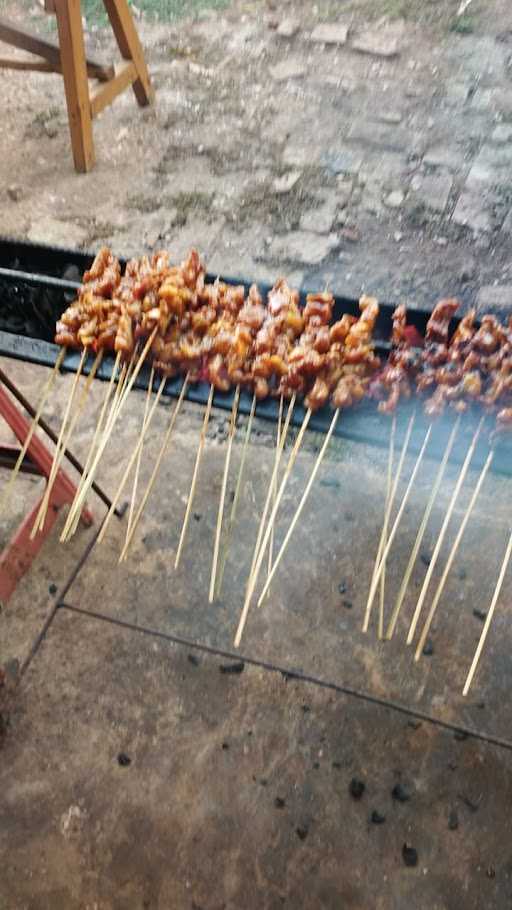 Warung Makan Sate Ayam Cabang Bulumanis 4