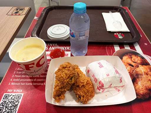 KFC Box - Phinisi Point Mall 7